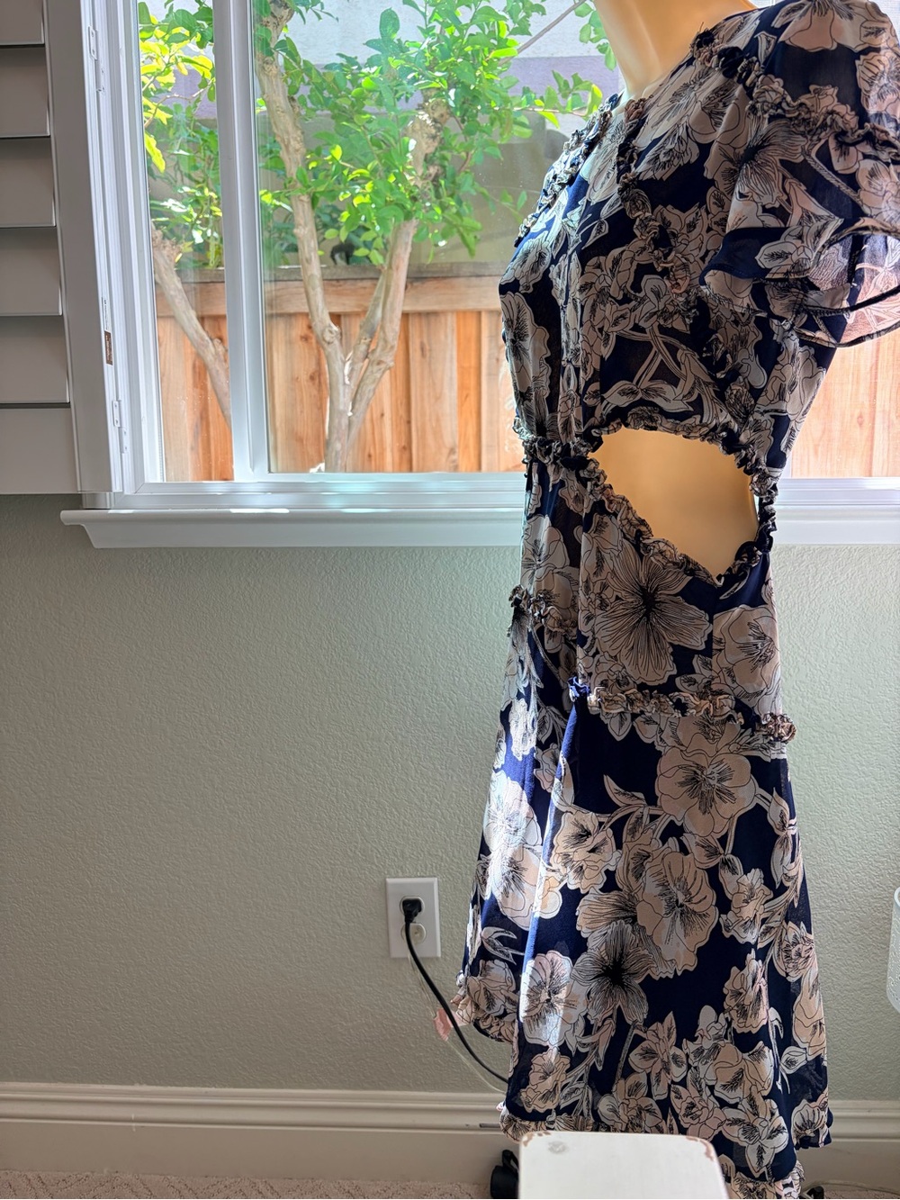 Bardot Navy Dress with Cream Floral Print - Picture 5 of 10